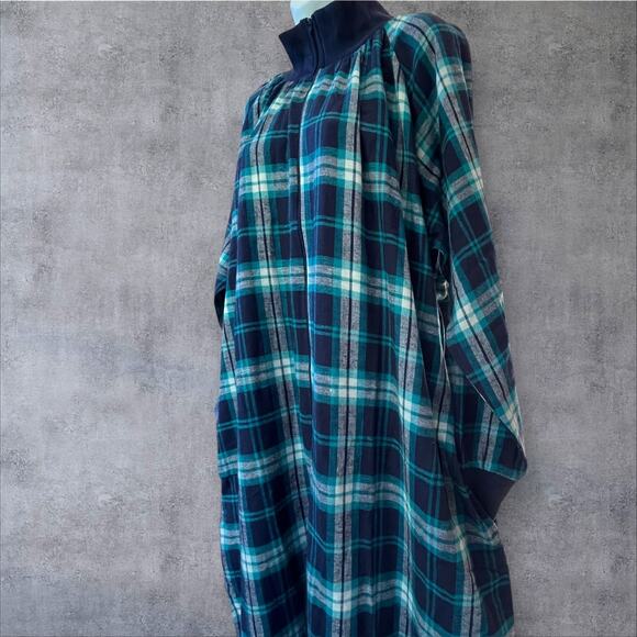 PJs Long Sleeve Flannel Nightgown Women Zippered Housecoat Metropolitan Size XL - Picture 4 of 9